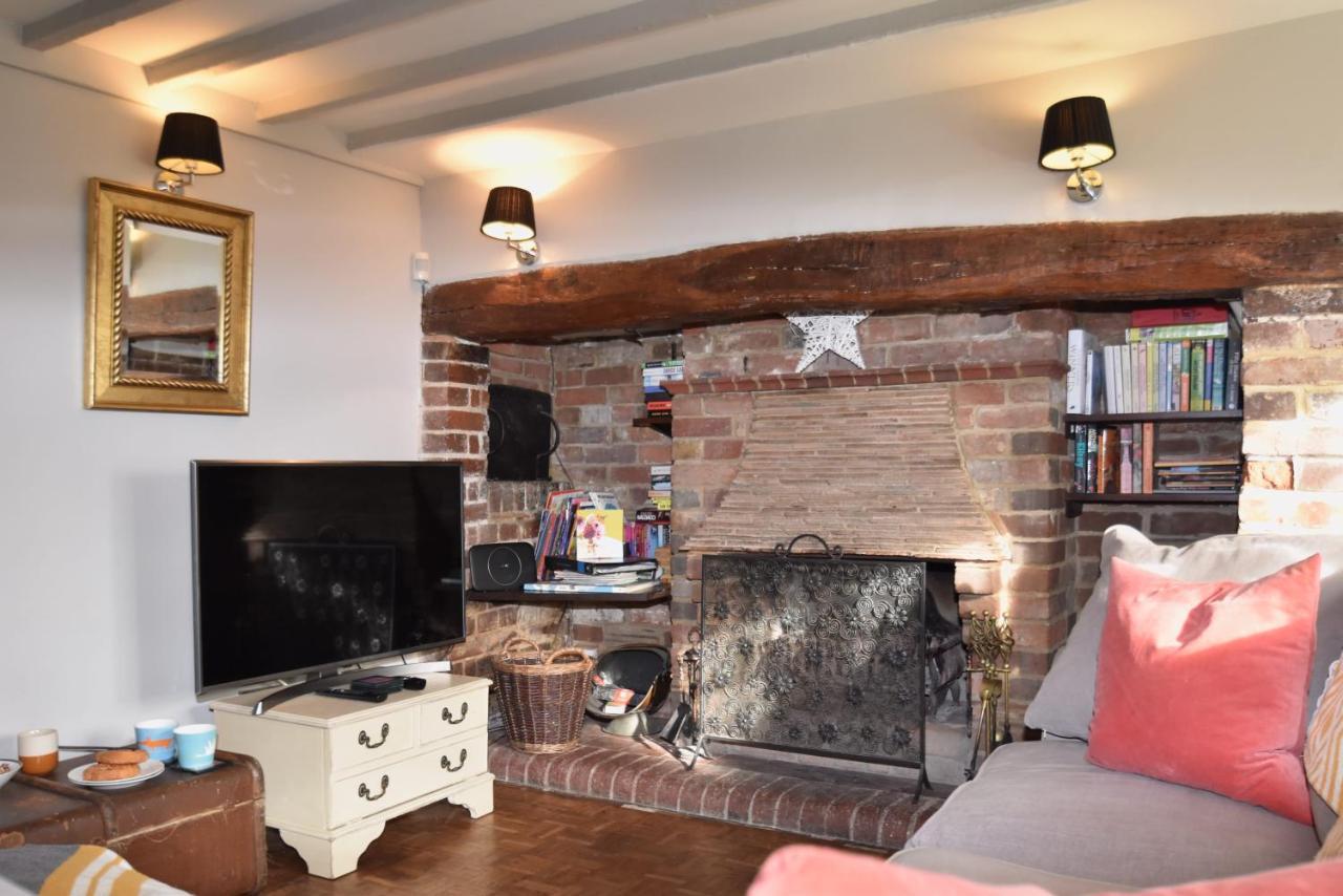 Rose Mullion Cottage Pett 외부 사진